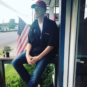 Meet your Posher, Joe